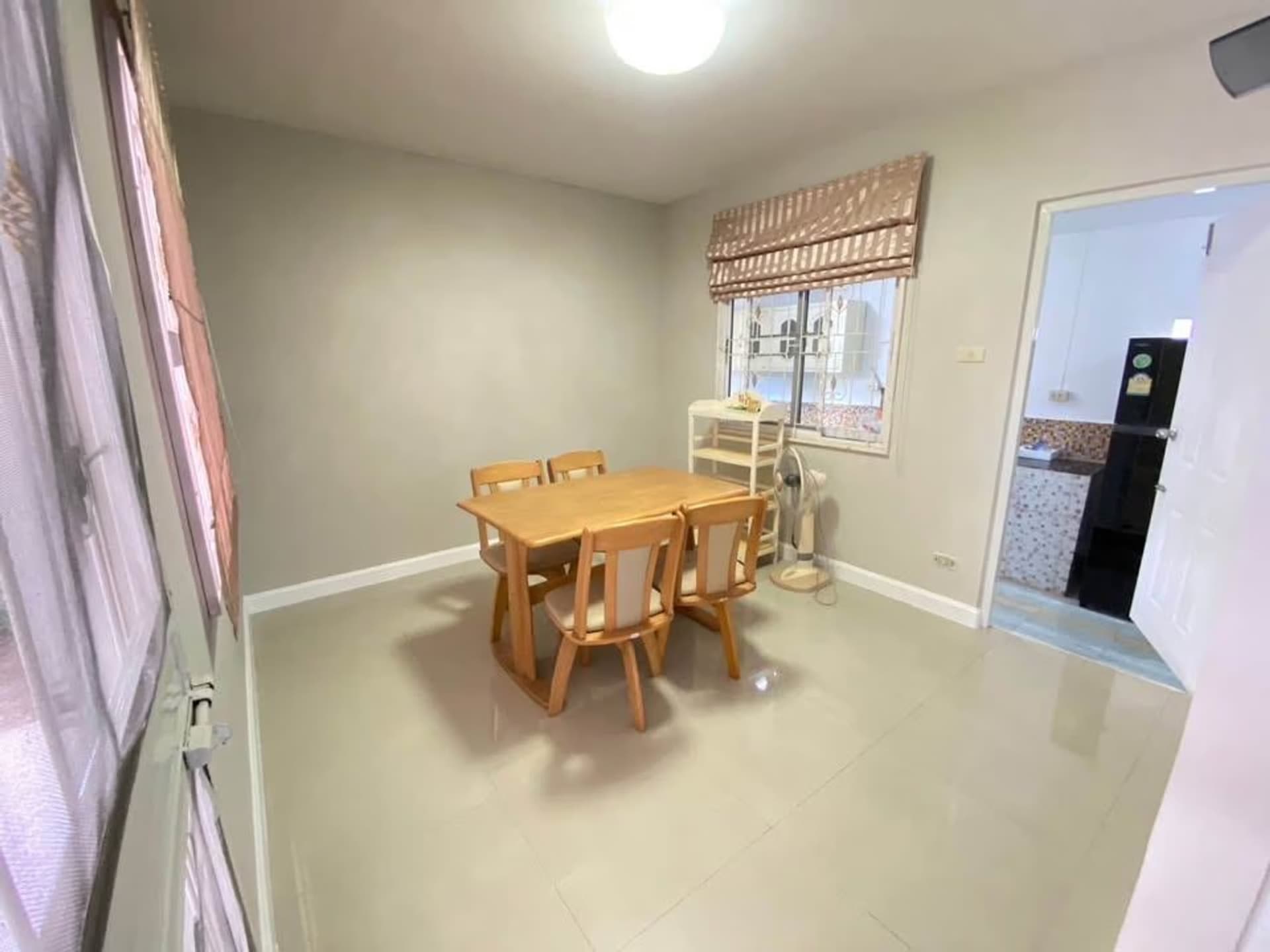 3 Bed House for Rent in San Sai - Image 3