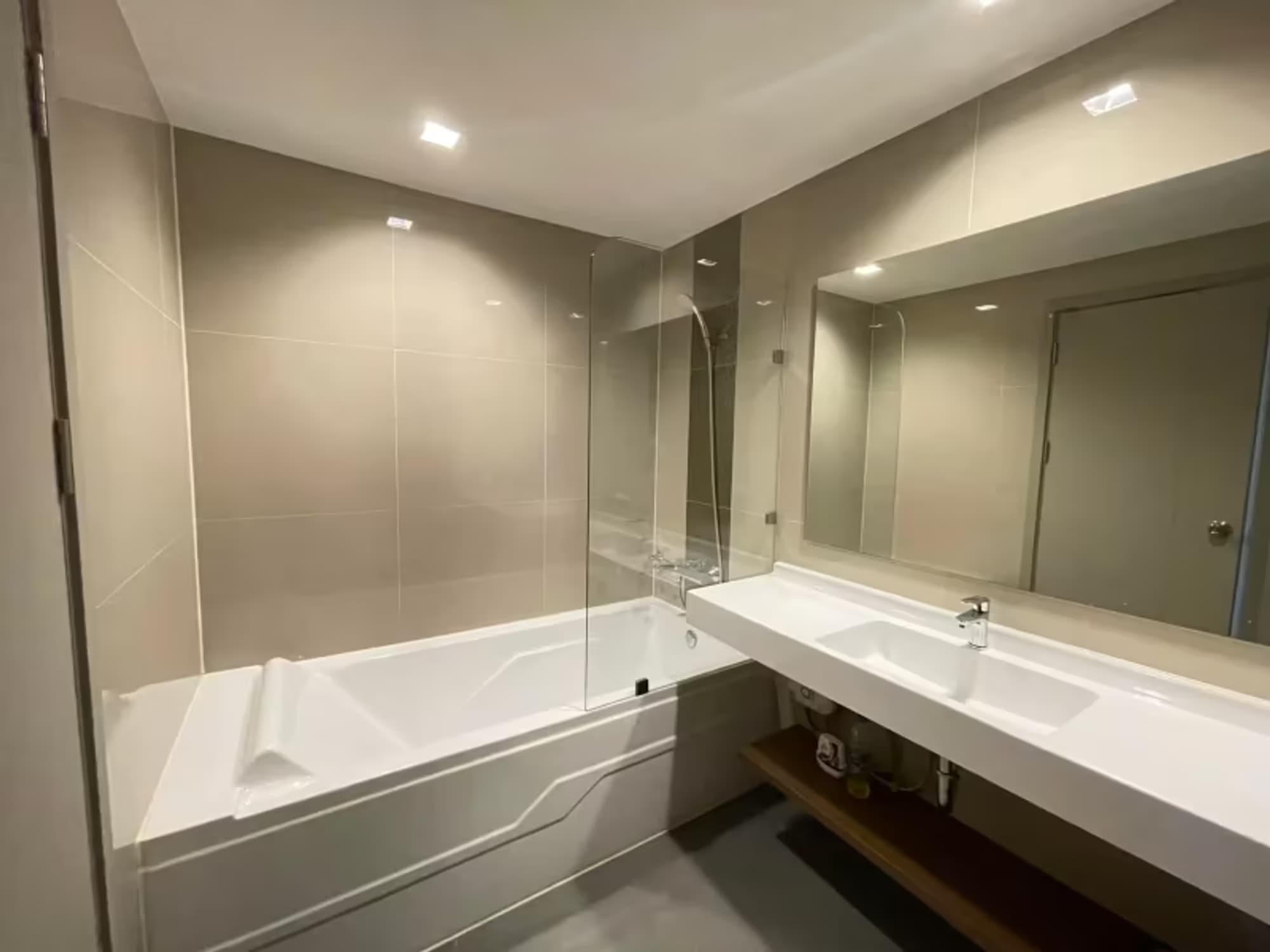 2 Bedroom Condo - Image 2