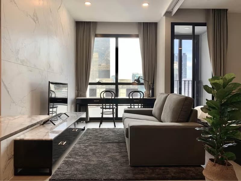 1 Bedroom Condo