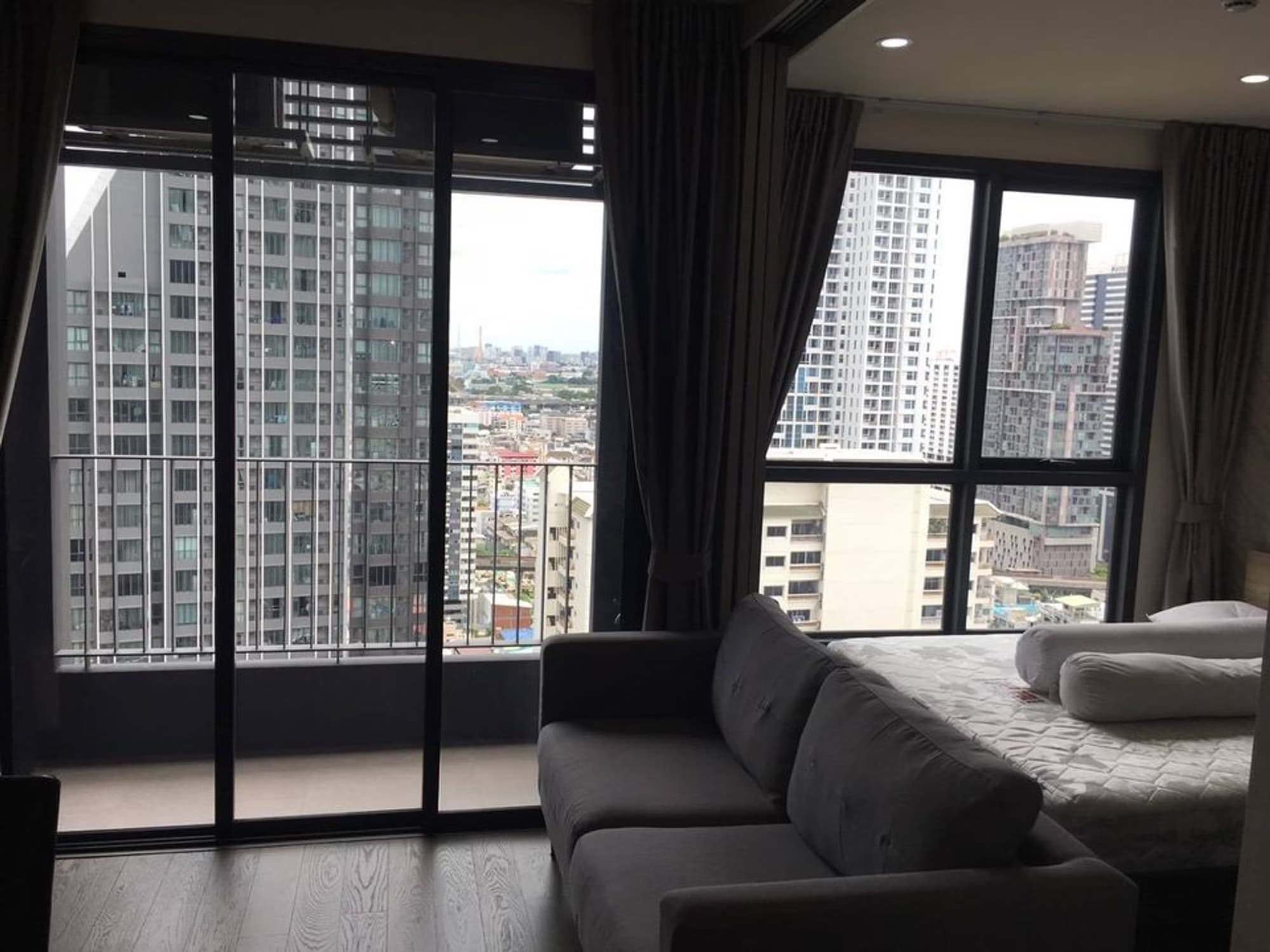 undefined Bed Condo for Rent in Ratchathewi - Image 8