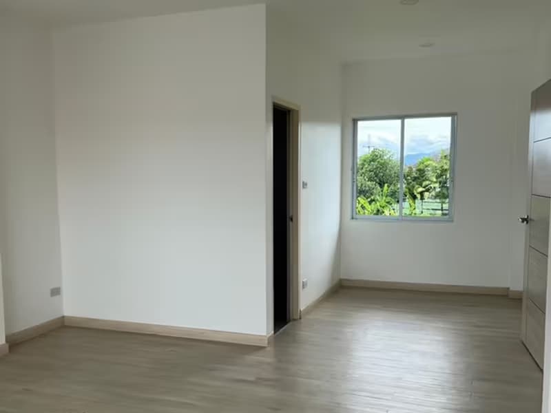 House for sale, Rung Rueng Village