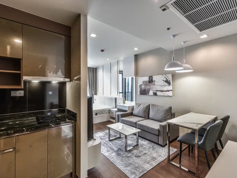 Condo for Rent at Ideo Q Victory