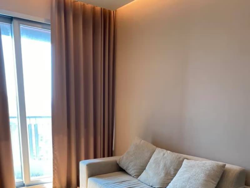 1 Bedroom Condo