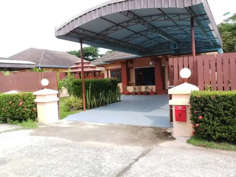 2 Bedroom House