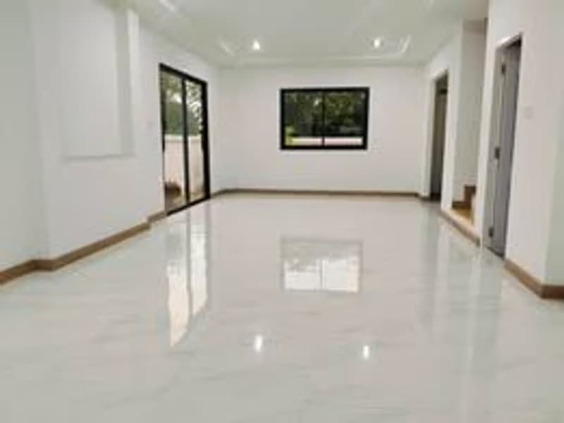 3 Bed House for Rent in Doi Saket District