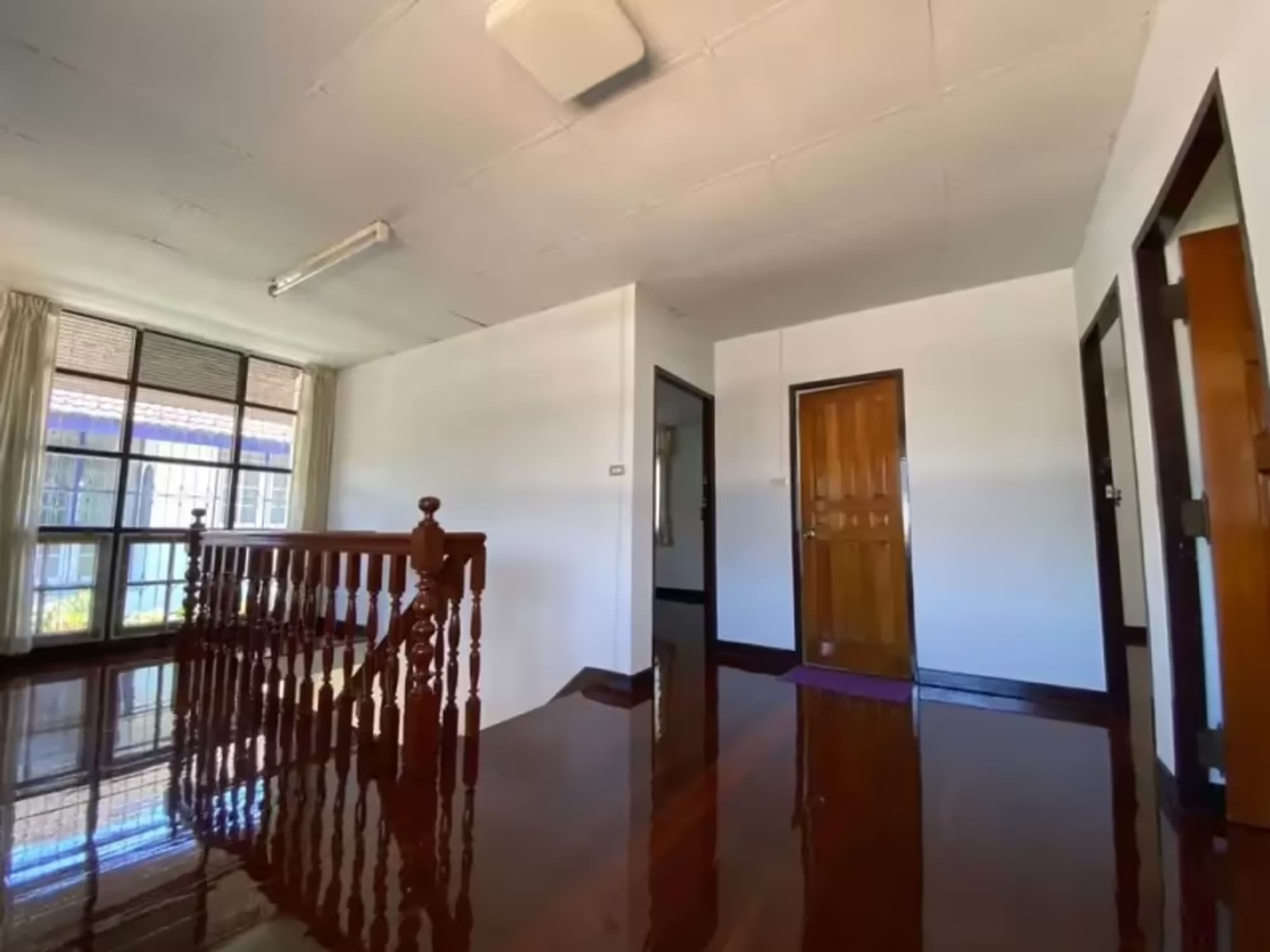 4 Bedroom House - Image 6