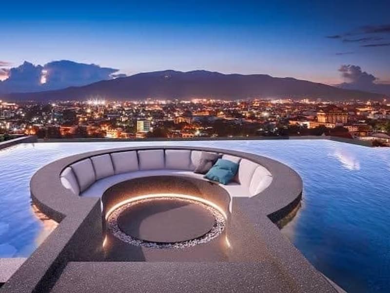 1 Bedroom Condo