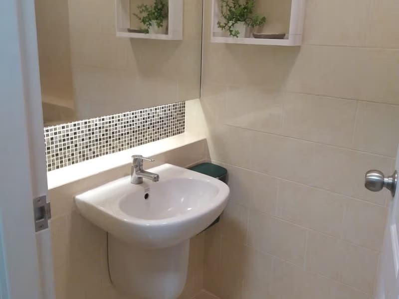 3 Bed Townhouse for Rent and Sale in San Kamphaeng
