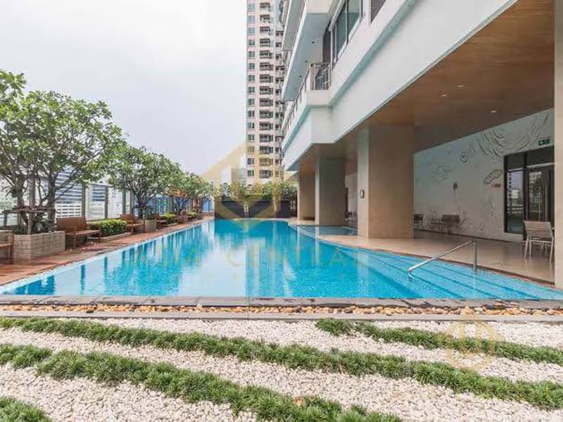 3 Bed Condo for Rent and Sale in Khlong Toei