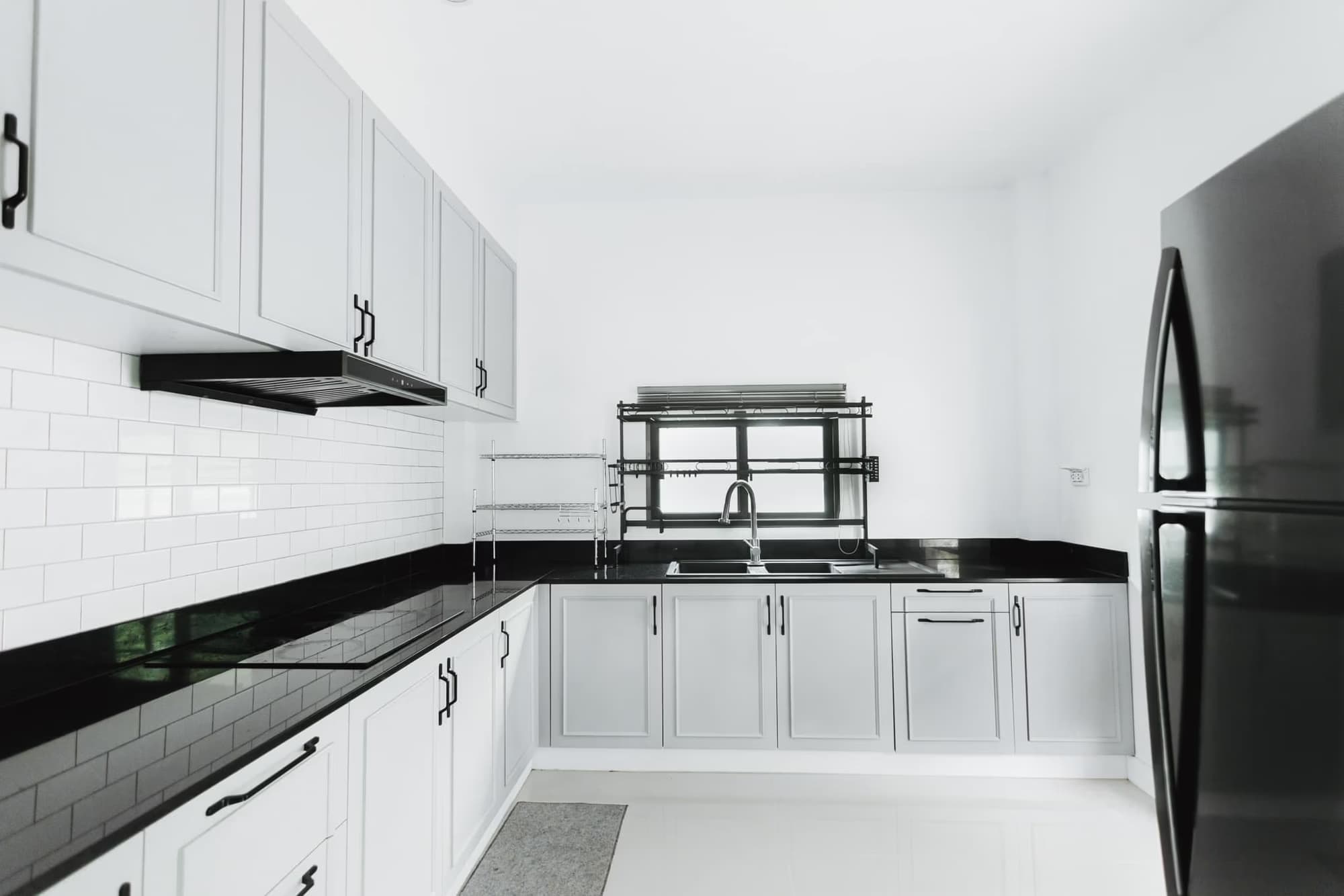  - Image 7