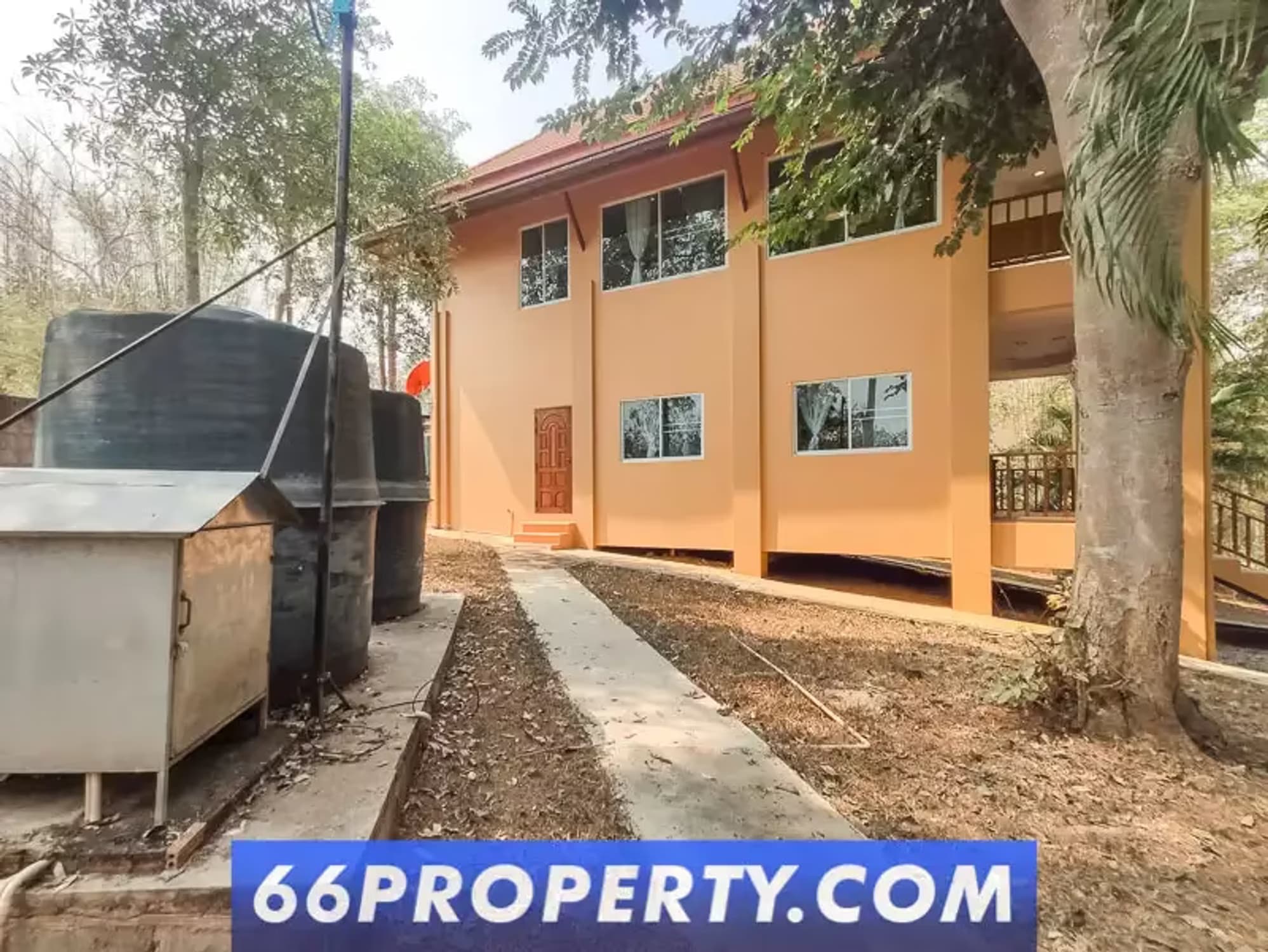 4 Bedroom House - Image 3