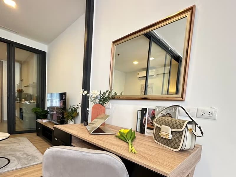 Condo for Rent at XT Phayathai