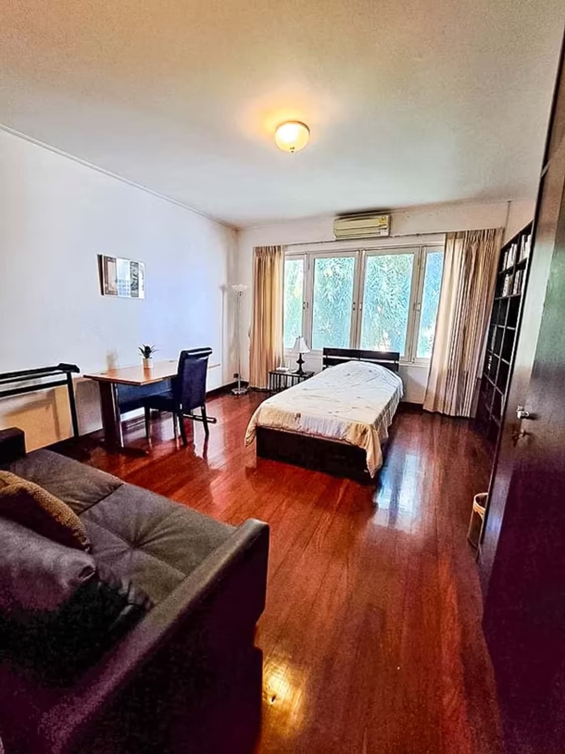 3 Bedroom House for Rent, Bangkok - Image 5