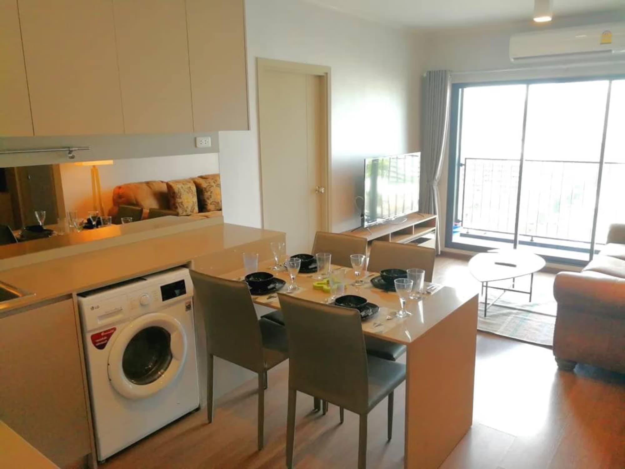 2 Bed Condo for Rent in Phra Khanong - Image 2