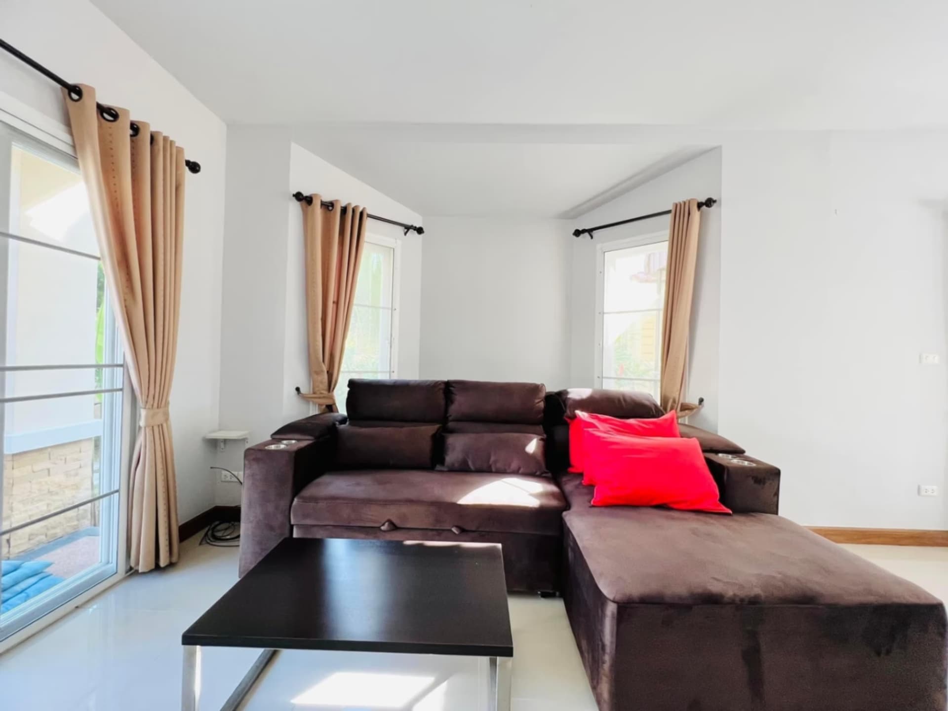 3 Bed House for Sale in Hang Dong - Image 4