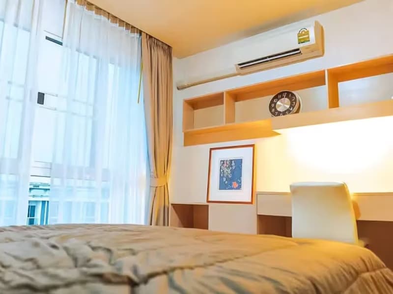 1 Bedroom Condo