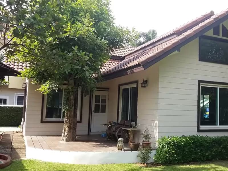 4 Bedroom House