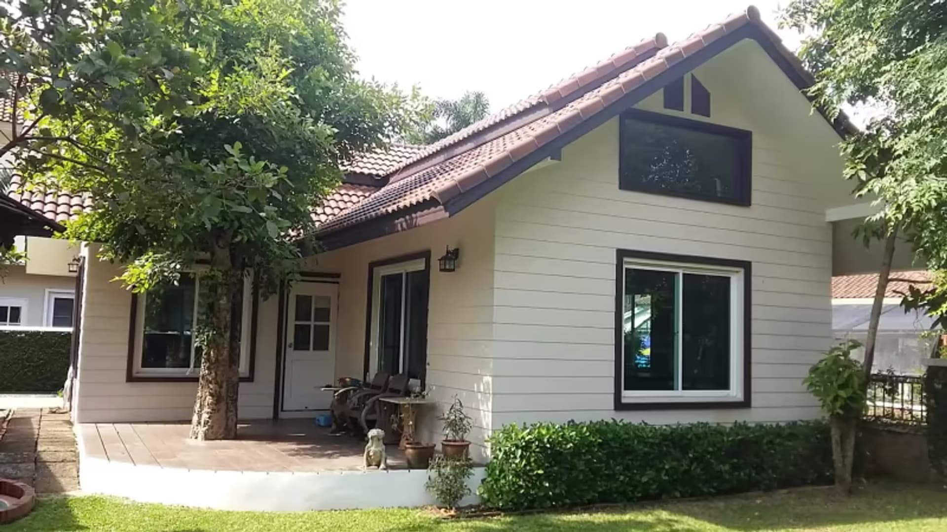 4 Bedroom House - Image 23
