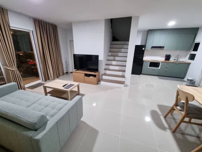 3 Bed House for Rent in Bang Phli