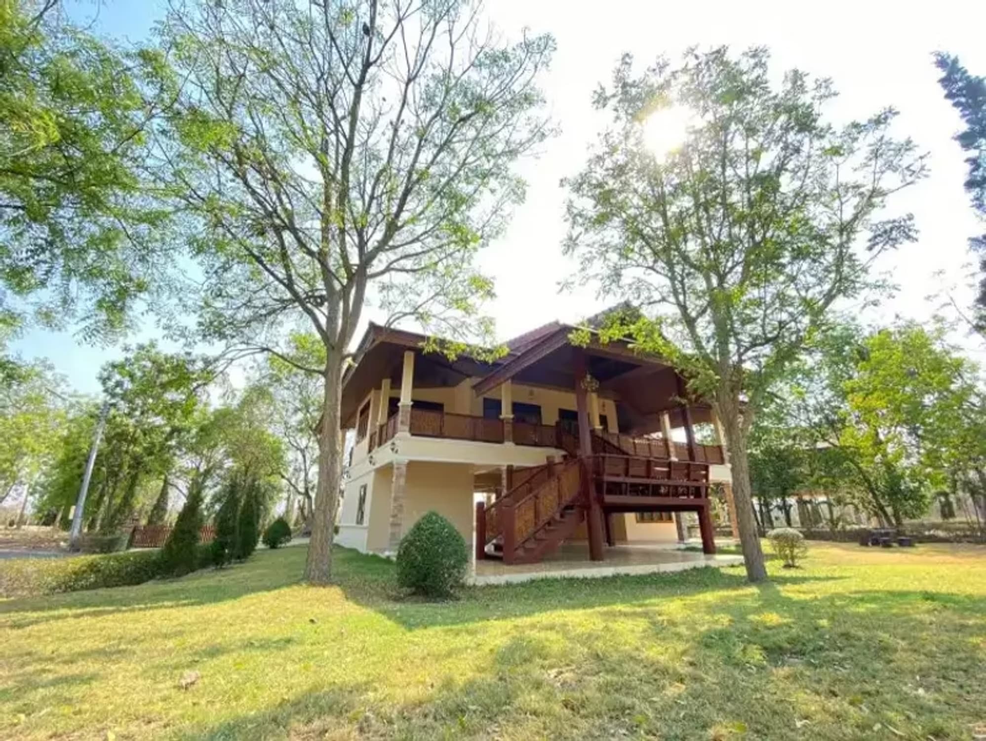 5 Bedroom House - Image 8