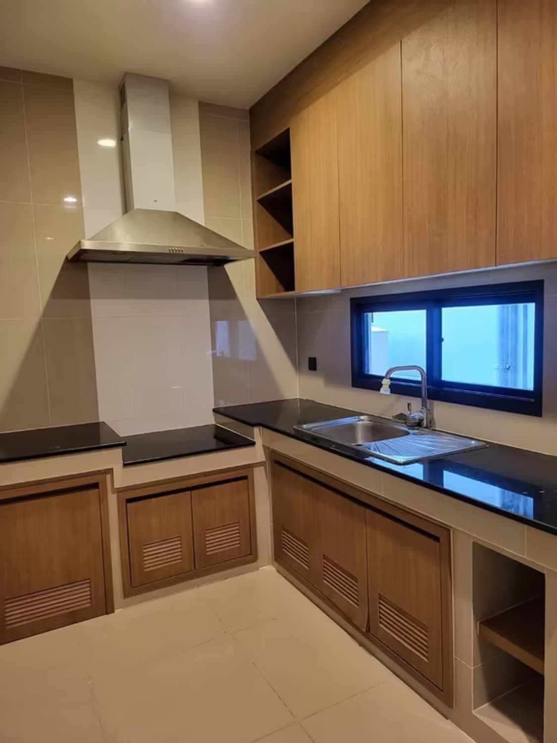  Setthasiri Krungthep Kreetha - 3 Bed House for Rented *SETT8321 - Image 4