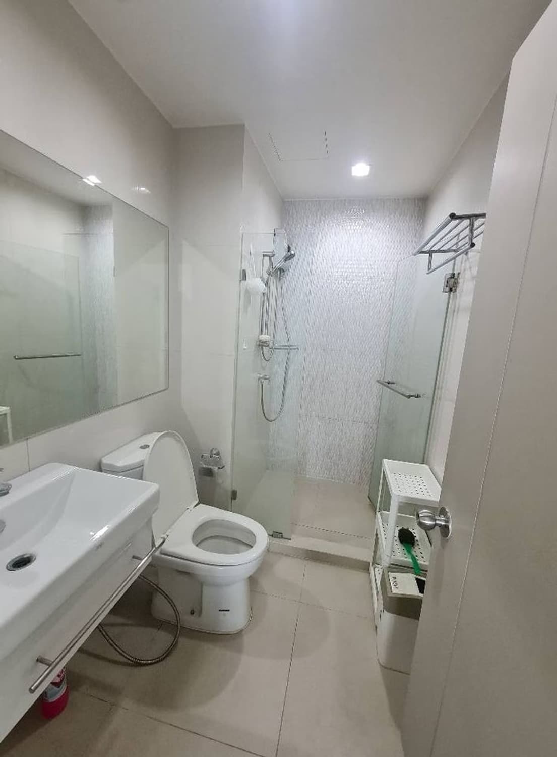 2 Bed Condo for Rent in Phra Khanong - Image 6
