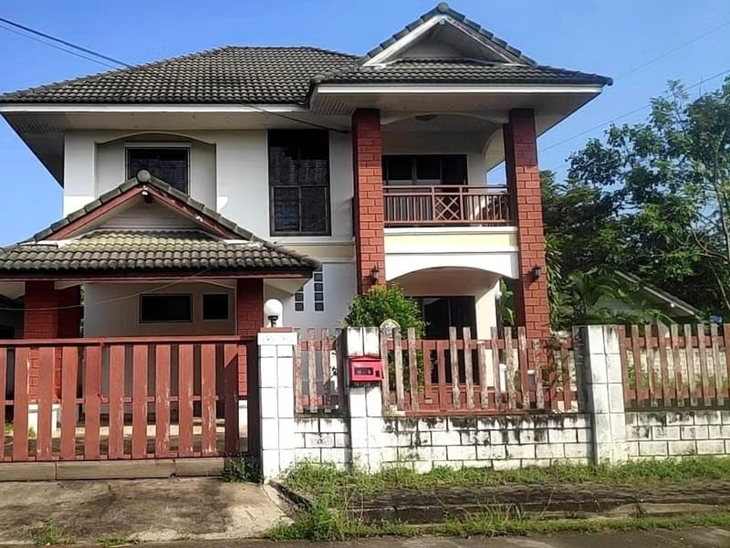 4 Bed House for Rent in San Sai