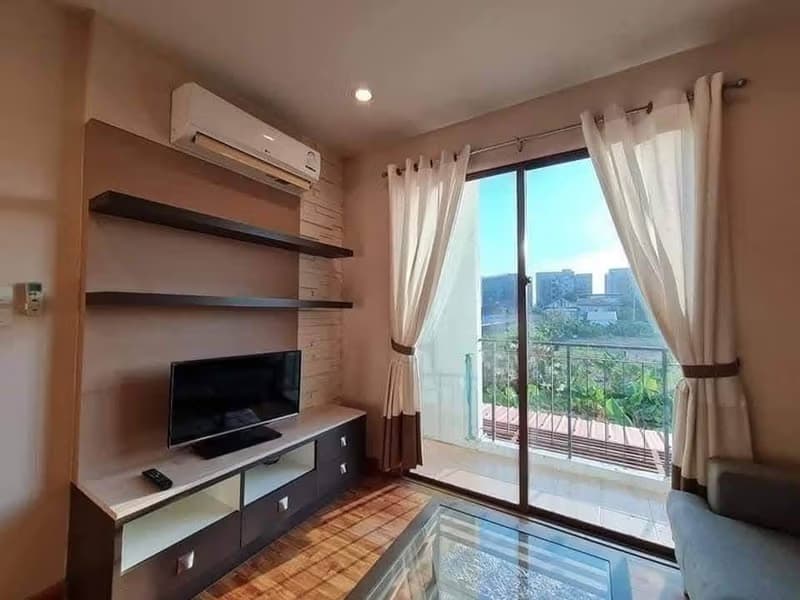3 Bed Townhouse for Rent in Phra Khanong