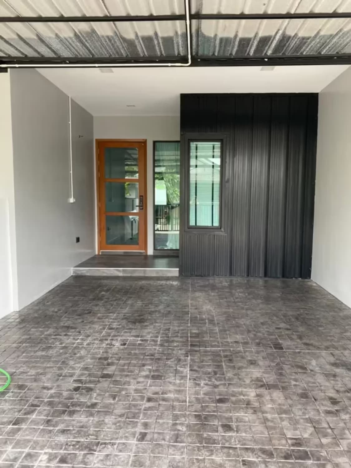 2 Bedroom House - Image 3