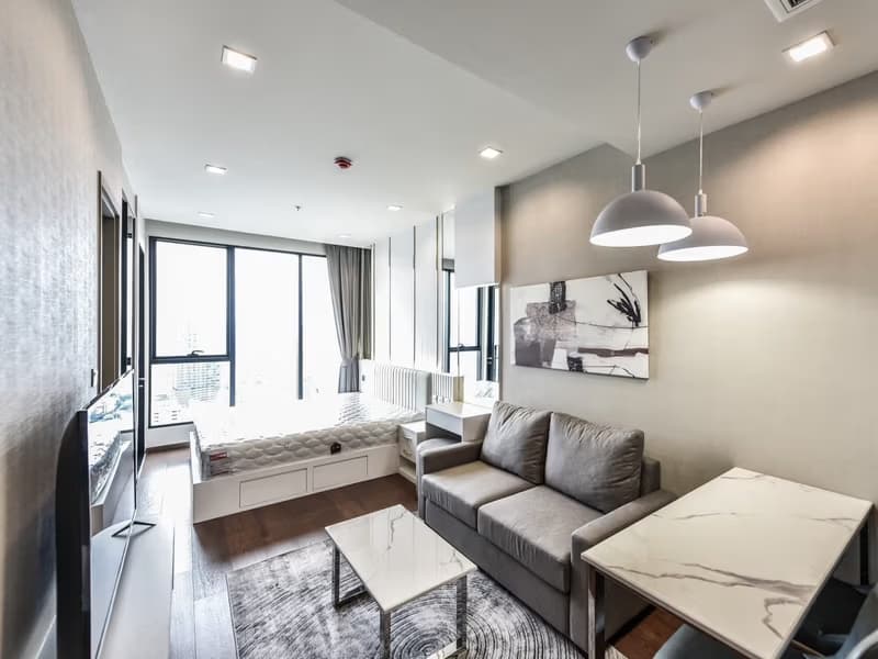 Condo for Rent at Ideo Q Victory