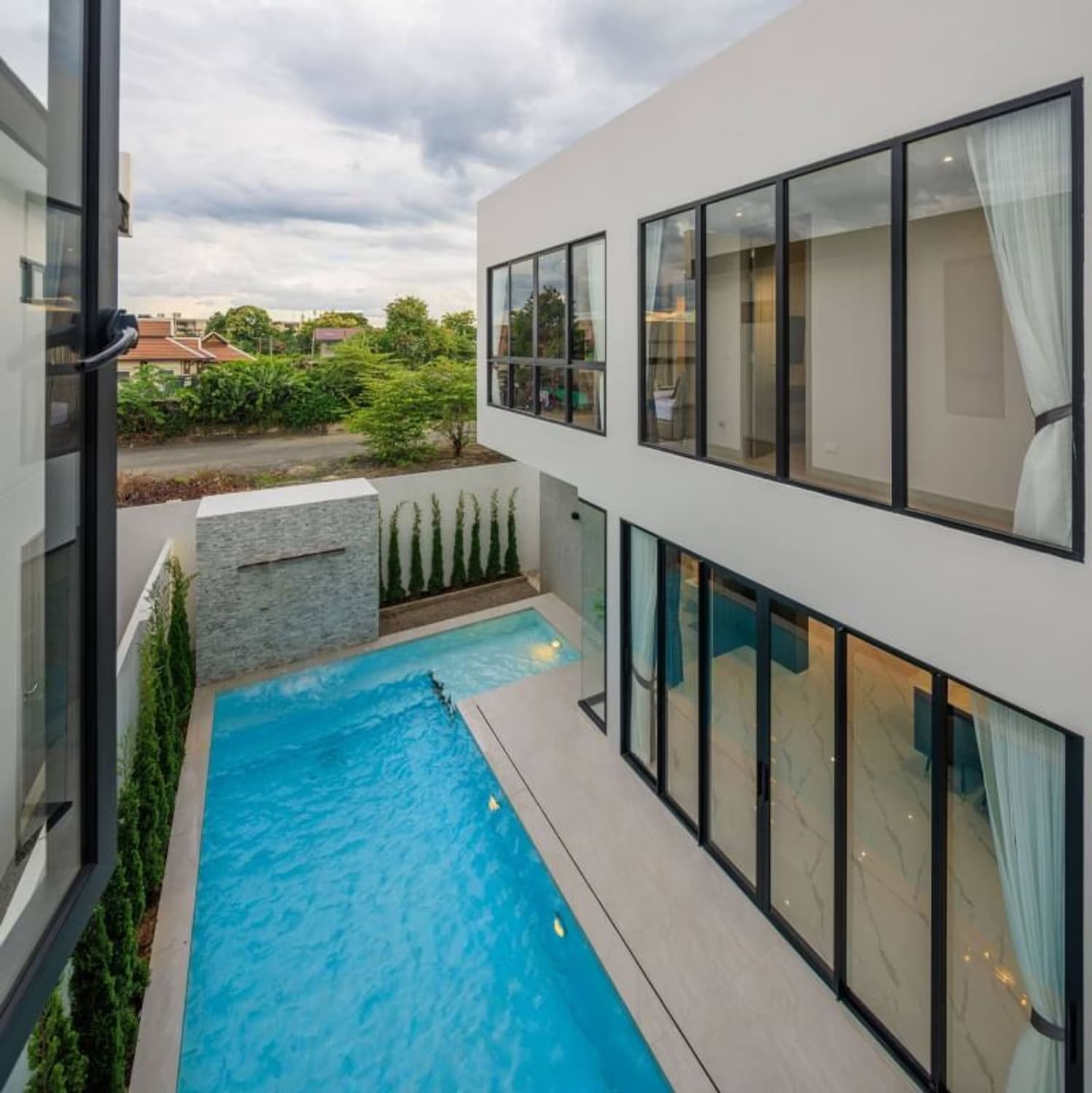 4 Bed House for Rent and Sale in Mueang Chiang Mai - Image 12