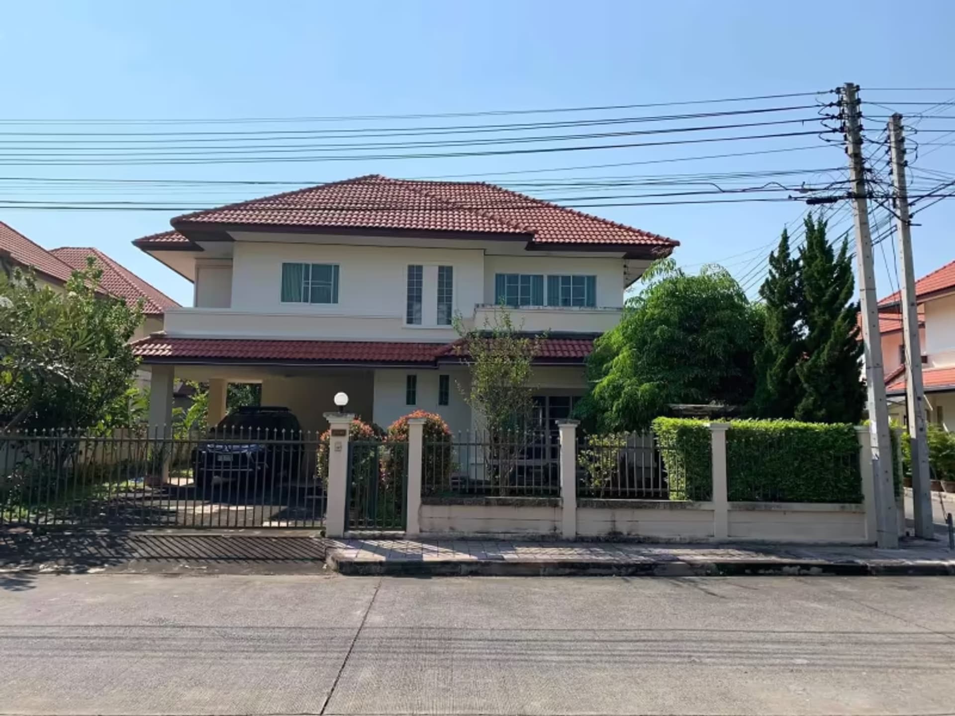 3 Bedroom House - Image 1