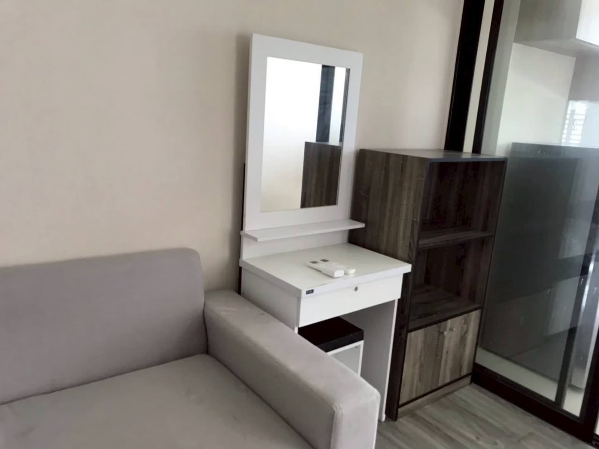 1 卧室 公寓 用于 出售 在 Suan Luang - Image 2