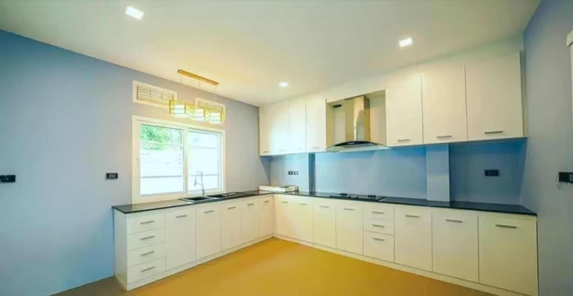 Pool Villa for Rent in Nong Chom, San Sai - Image 10