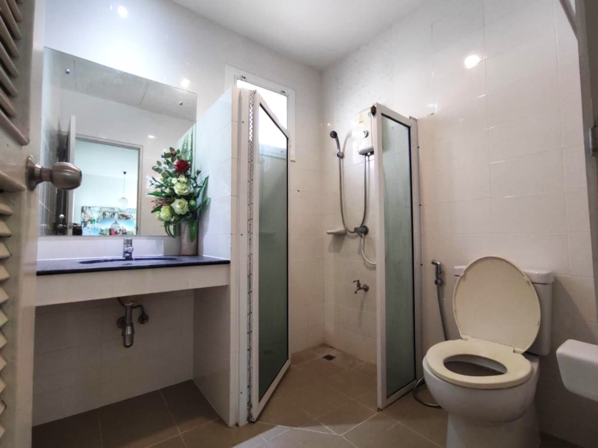 3 Bed House for Rent and Sale in Mueang Chiang Mai - Image 12