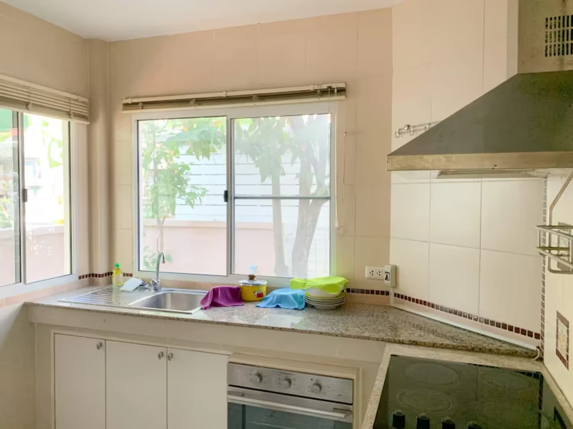 2 Bedroom House - Image 5