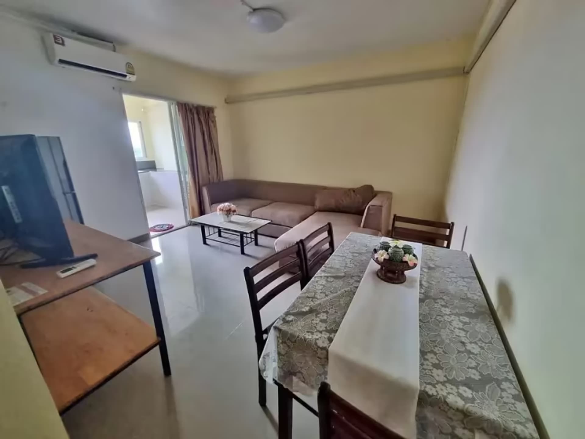 Condo for Rent, Sale at SR Complex - Image 1