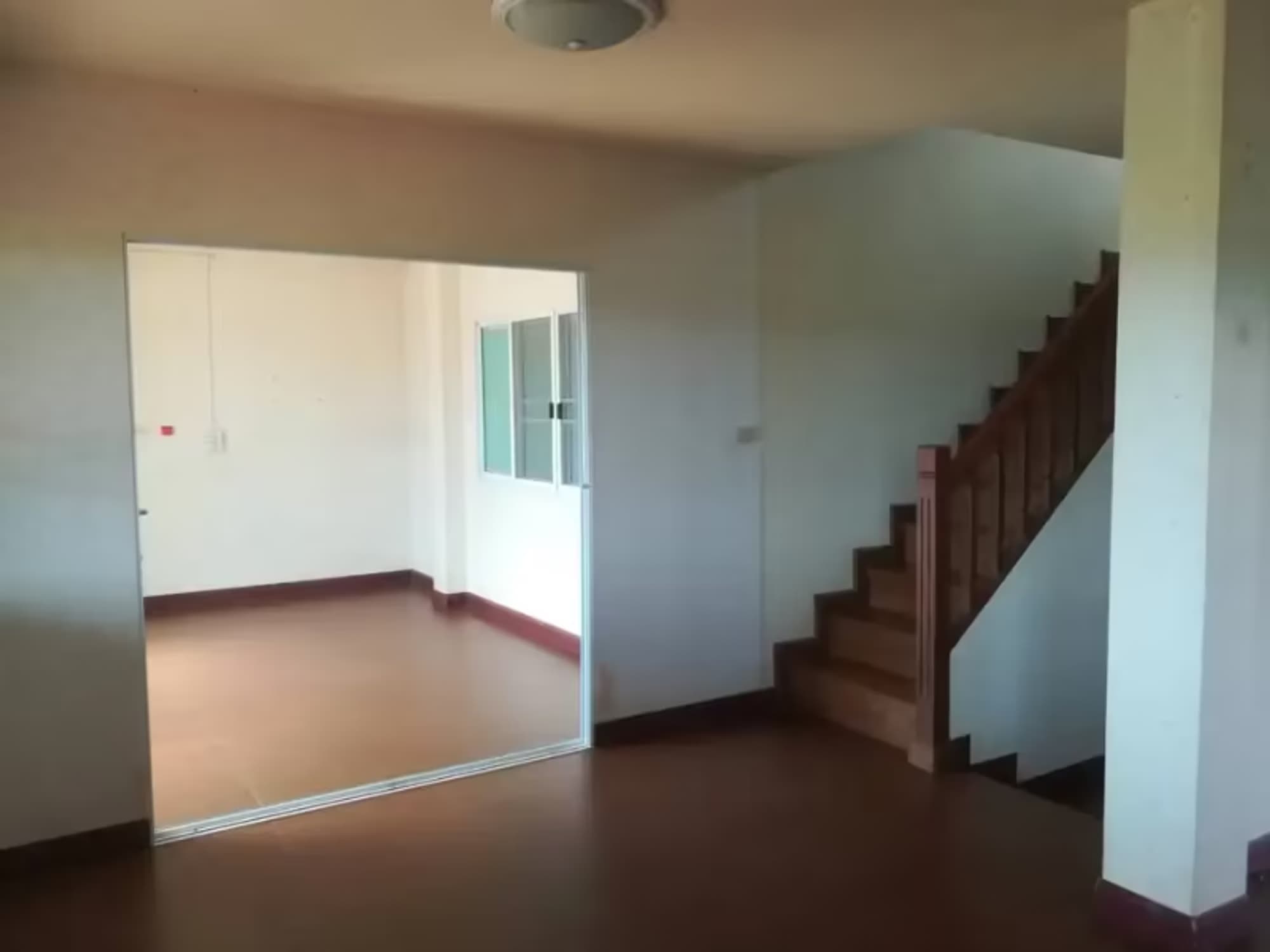 2 Bedroom House - Image 12