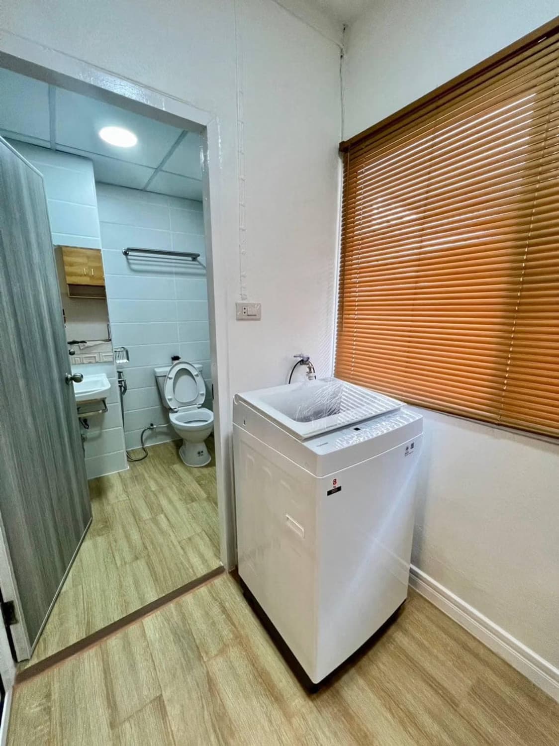 Condo for Sale at Sri Anant Condo   - Image 6
