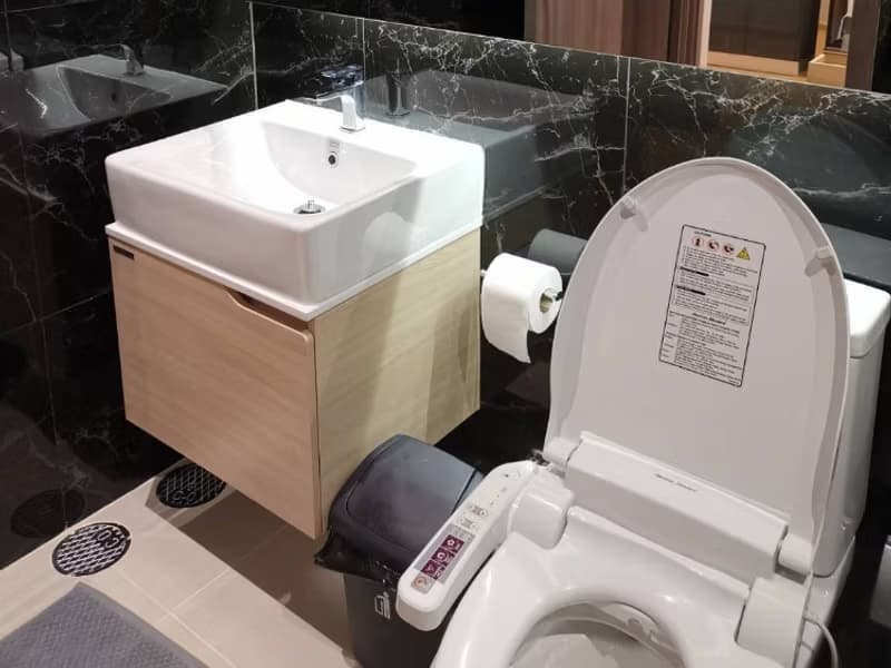 2 Bed Condo for Sale in Bang Rak