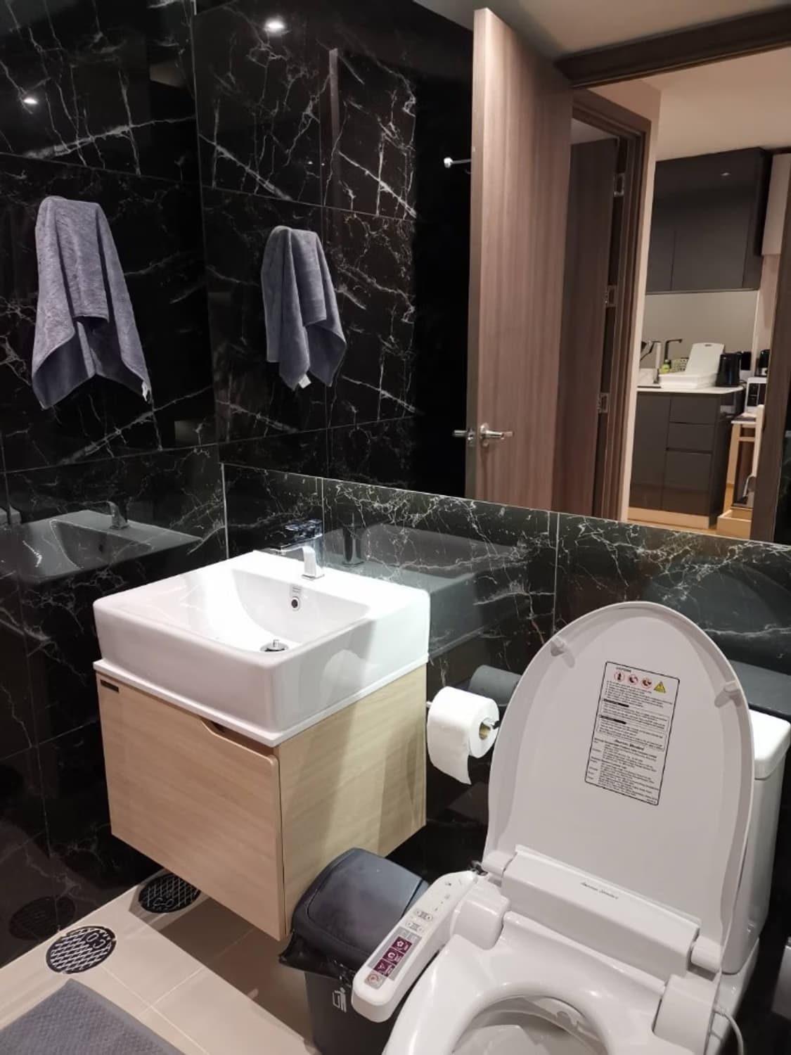 2 Bed Condo for Sale in Bang Rak - Image 6