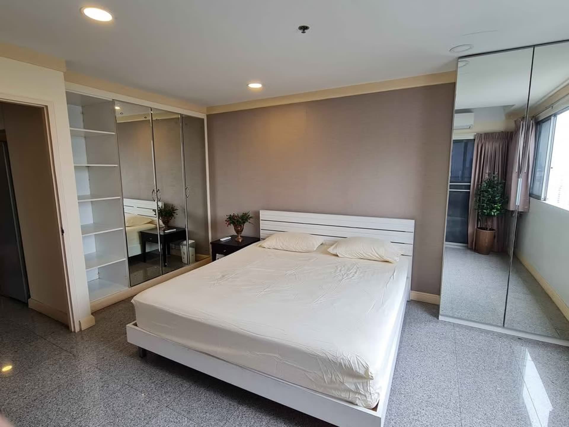 2 卧室 公寓 用于 出租和出售 在 Khlong Toei - Image 18