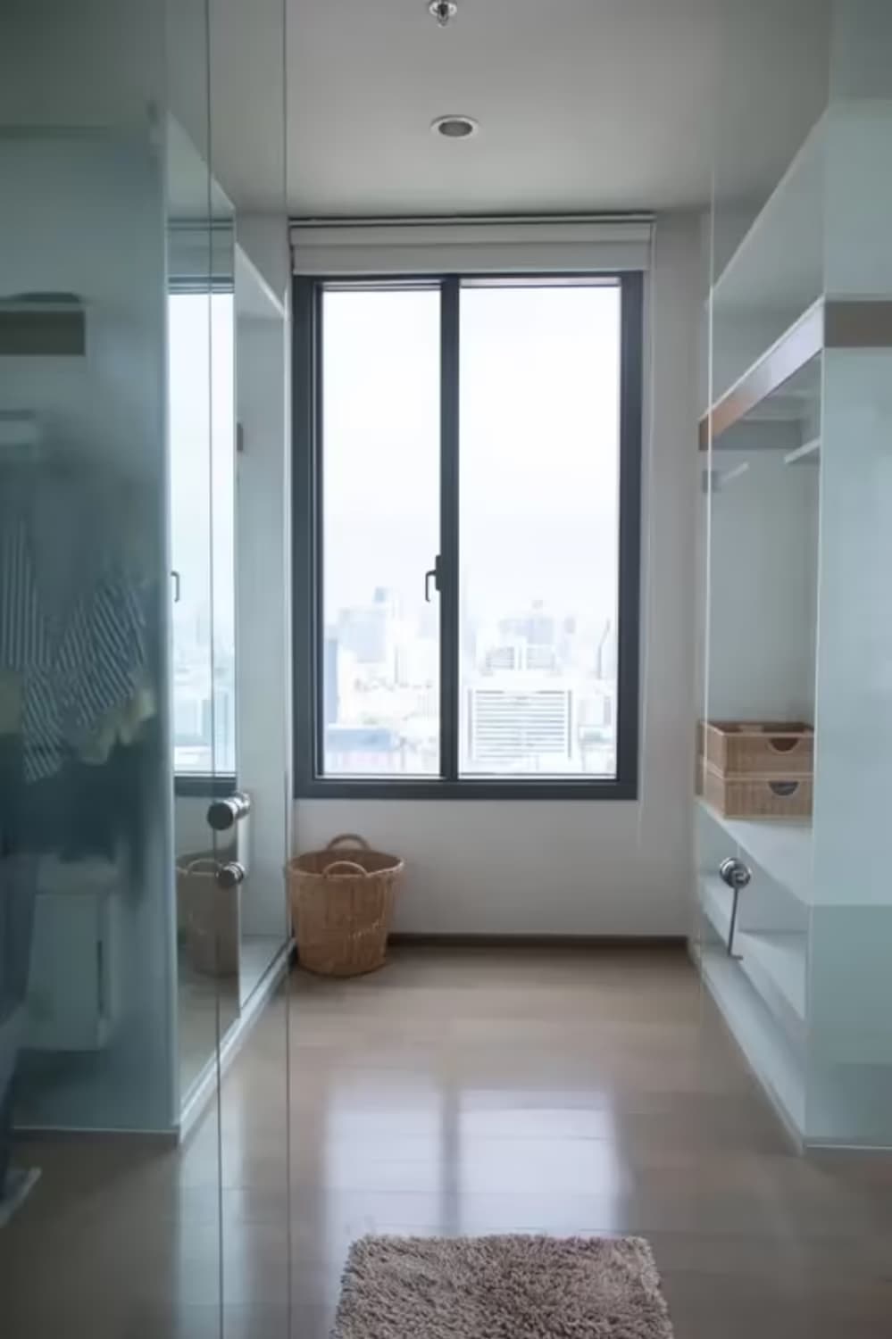 3 Bedroom Condo - Image 5