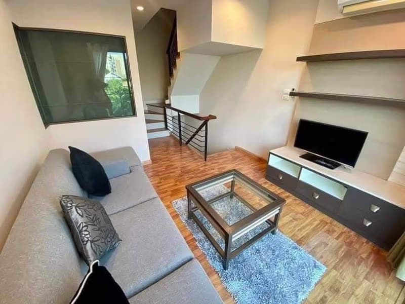 3 Bed Townhouse for Rent in Phra Khanong