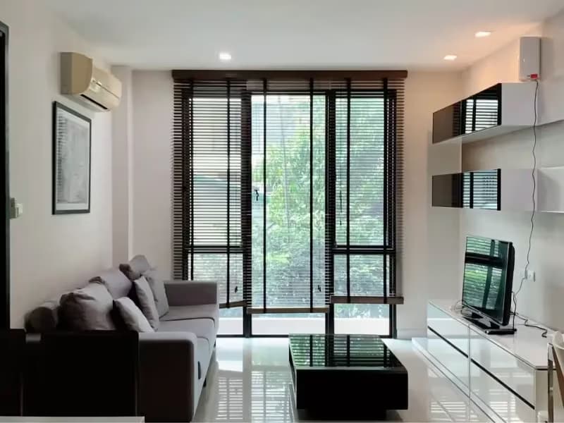 1 Bedroom Condo