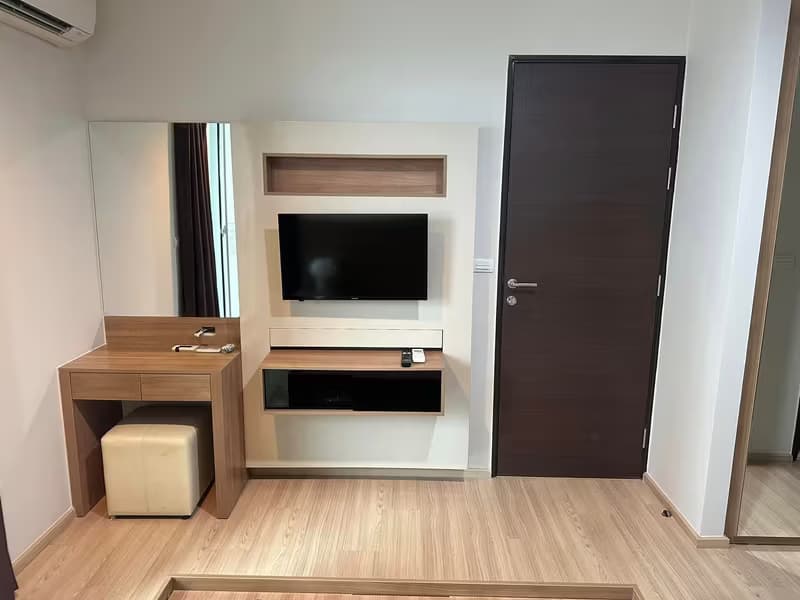 Condo for Rent at Rhythm Sathorn
