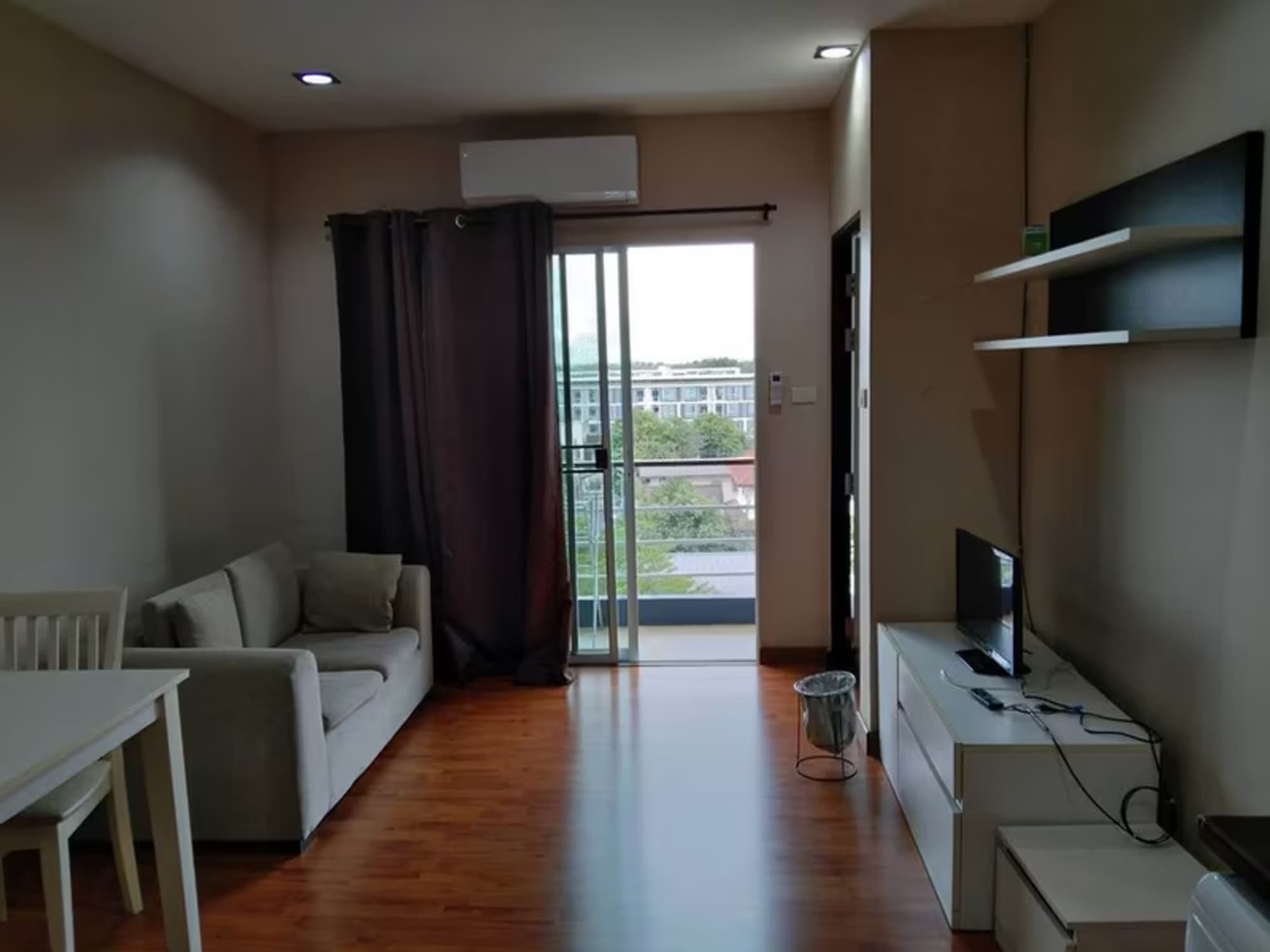 1 Bedroom Condo - Image 7