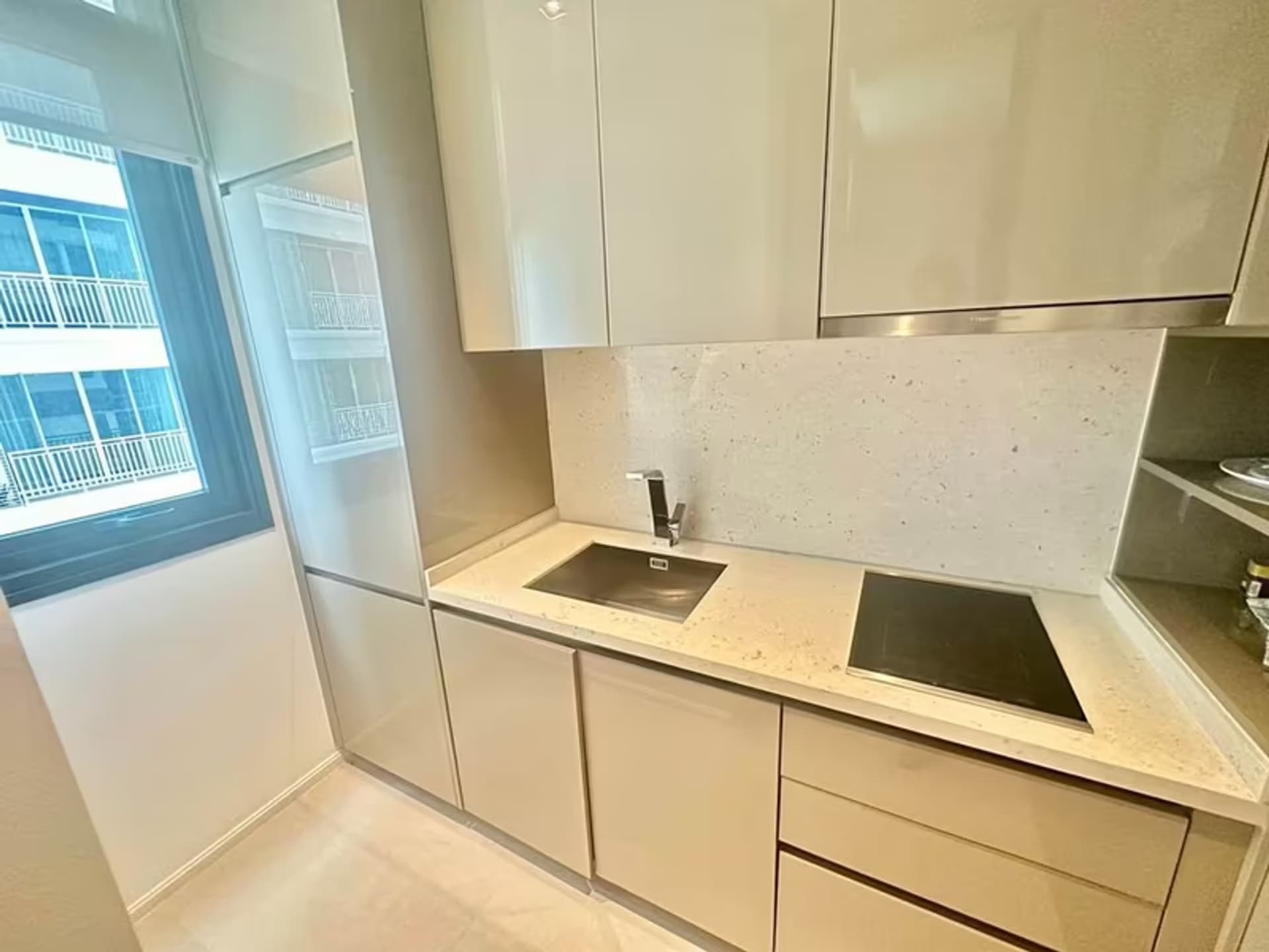 Condo for Sale at The Diplomat 39 - Image 2