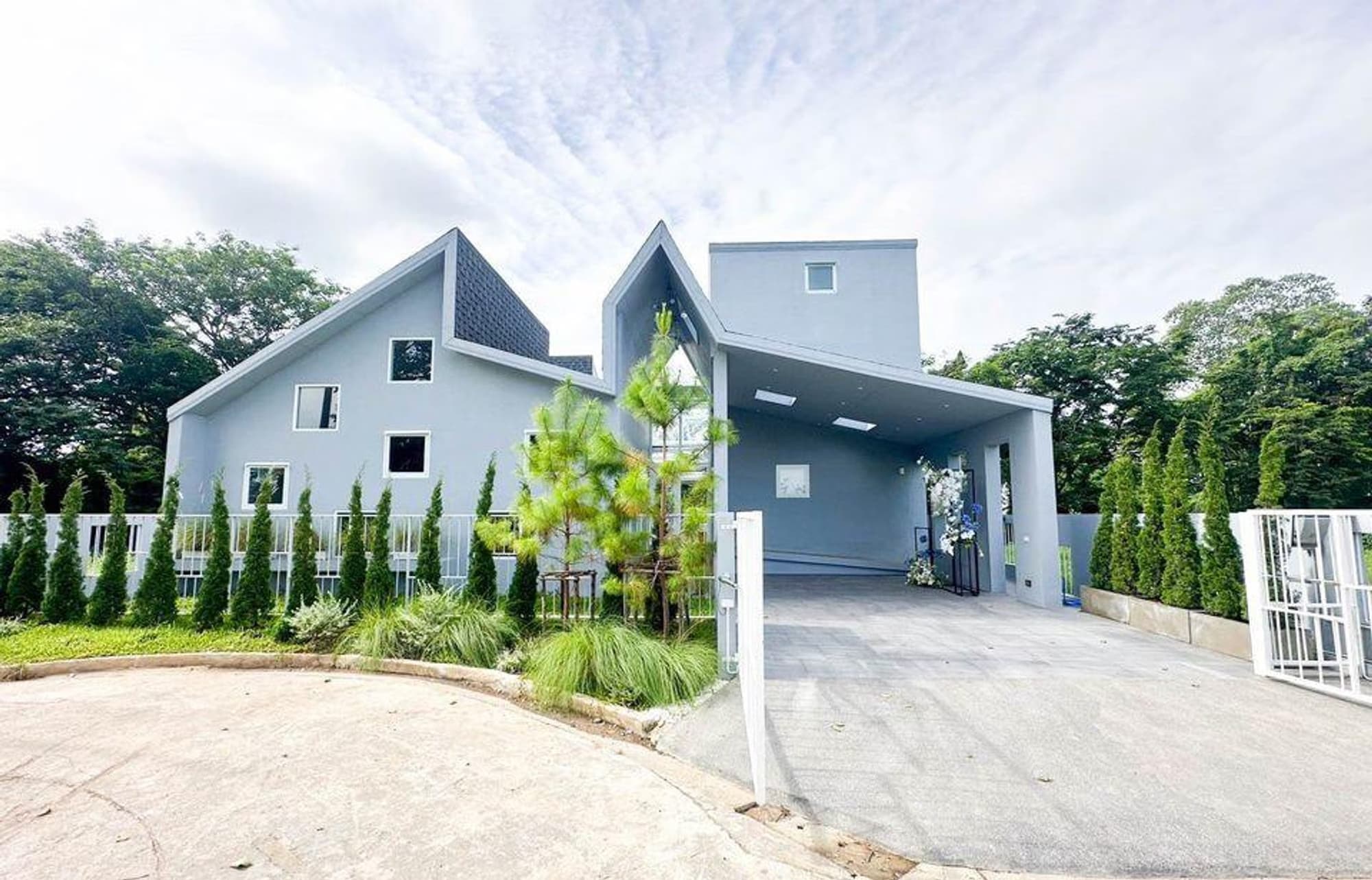5 Bed House for Rent and Sale in San Sai - Image 2