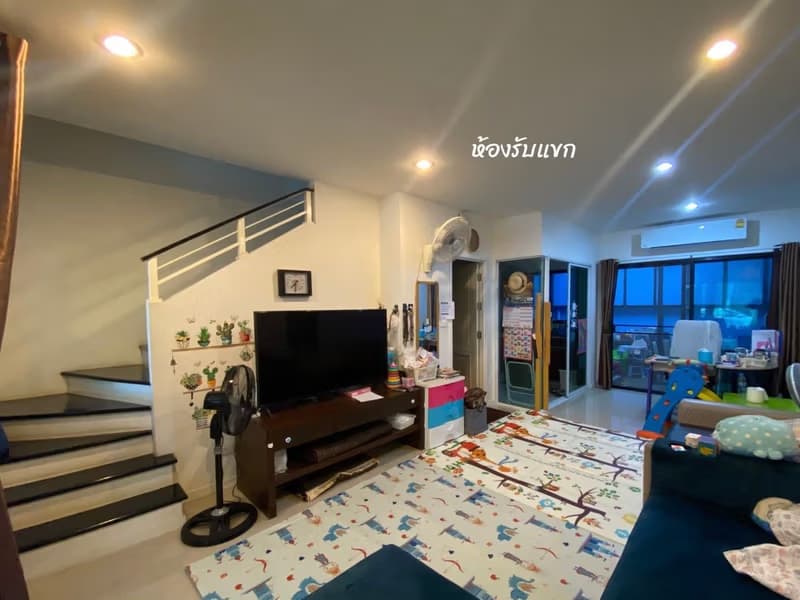 3 Bed Townhouse for Sale in Bang Kapi